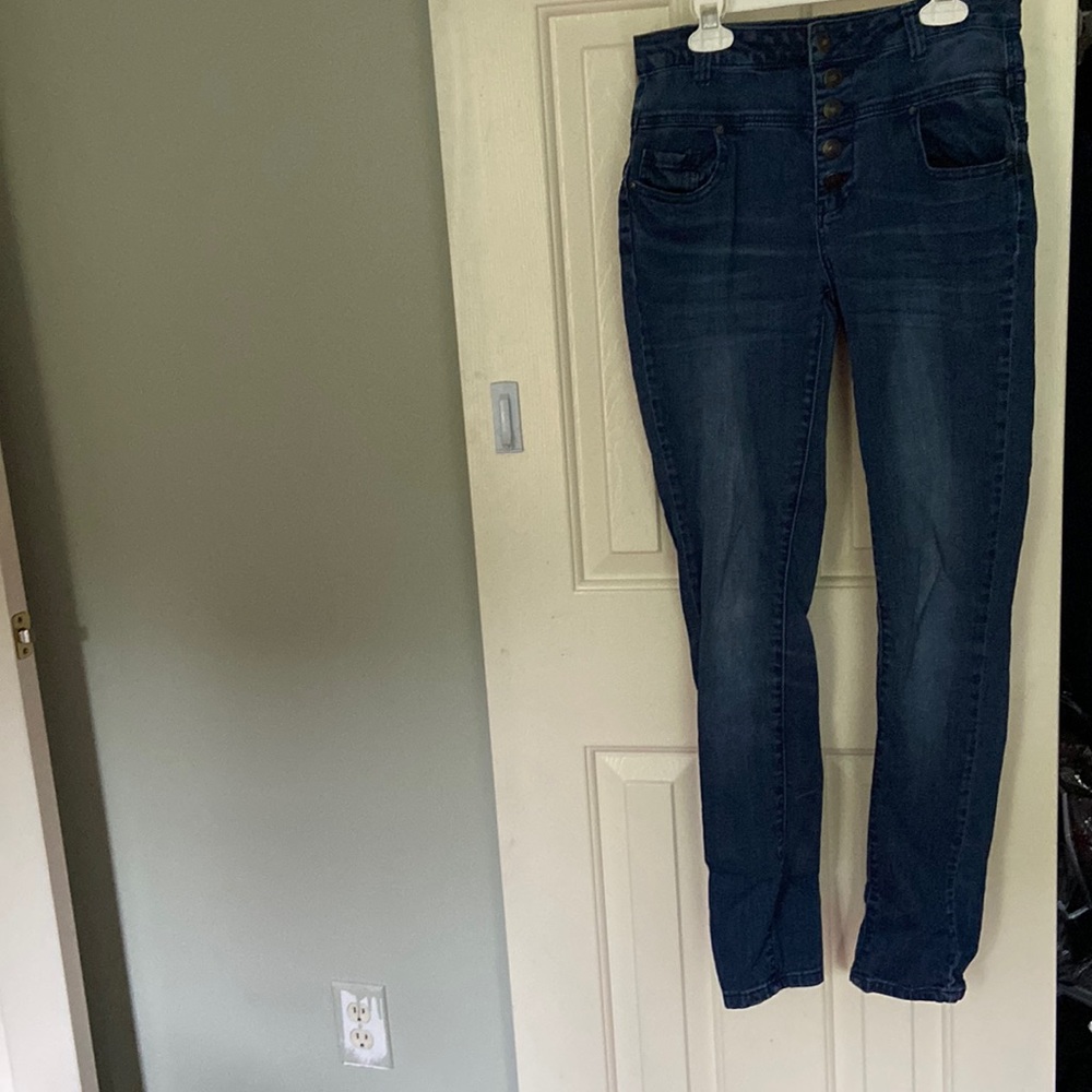Delia’s Medium Dark Jeans